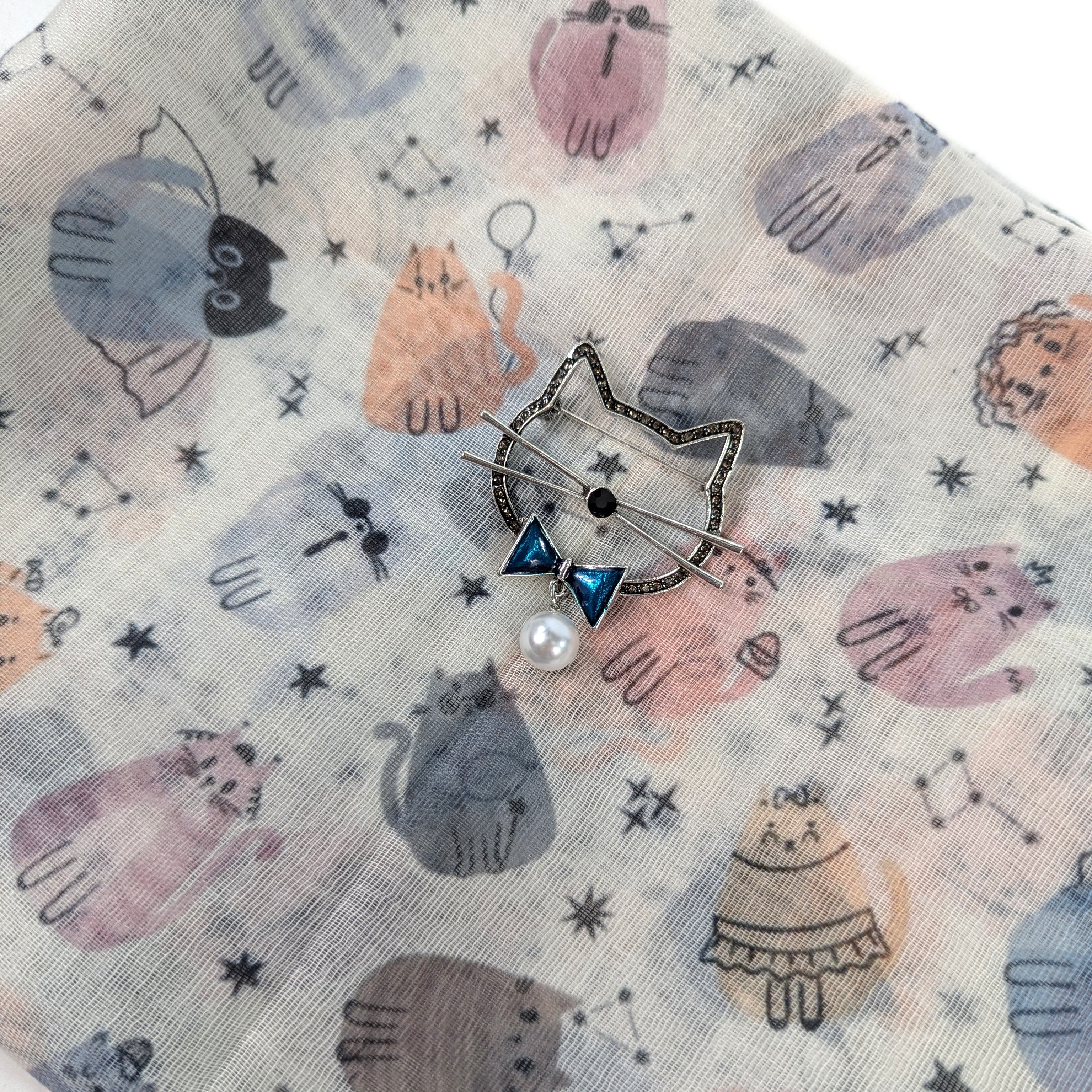 Creative Cat Gift Set - Cat Scarf & Diamante Brooch