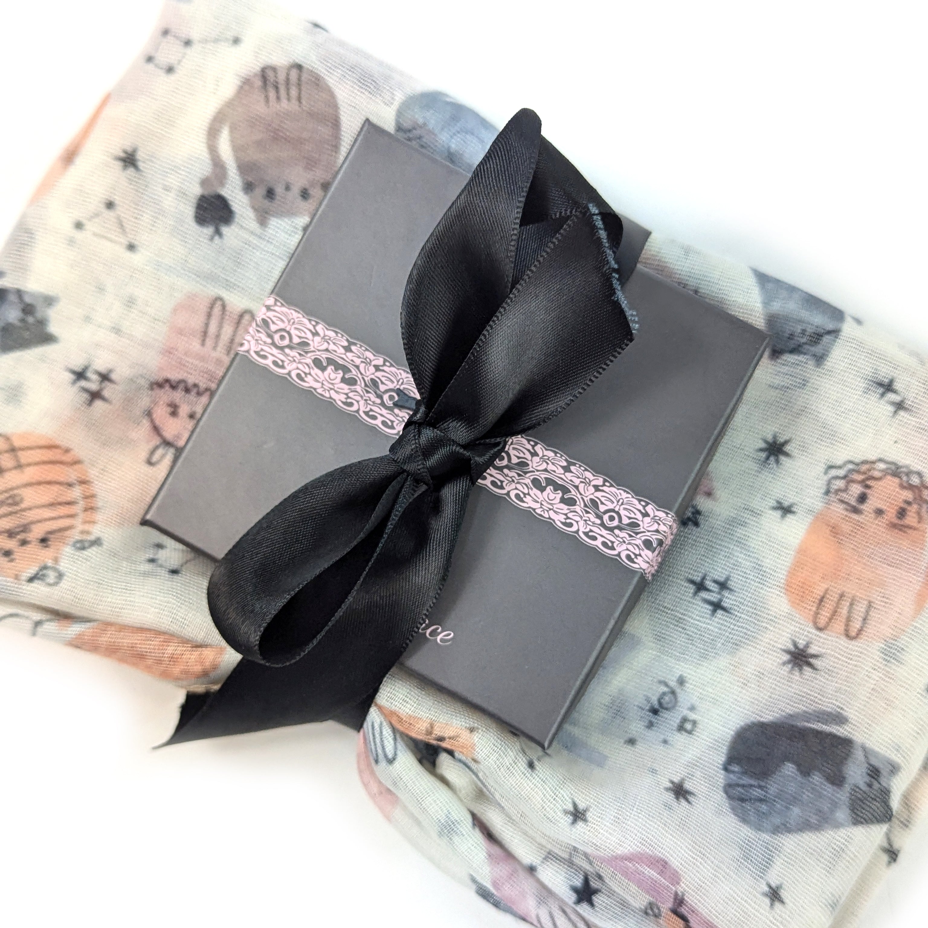 Creative Cat Gift Set - Cat Scarf & Diamante Brooch